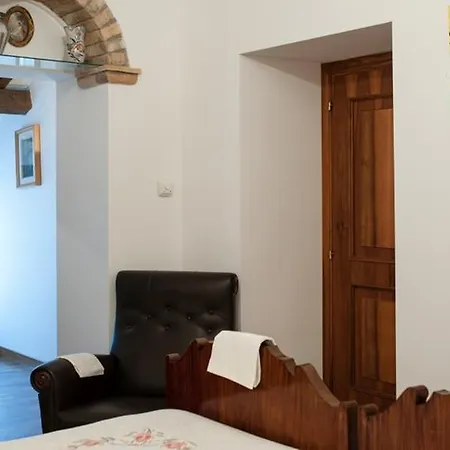 Anna Savini Apartment
