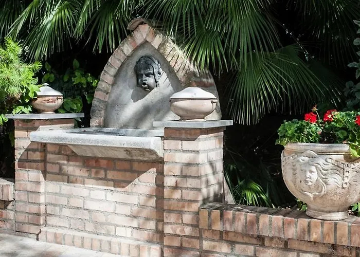 Anna Savini Apartman *