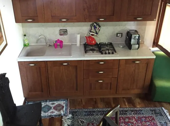 Anna Savini Apartman